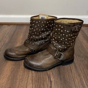 Frye Jenna Cut Stud Moto Boot - Size 6